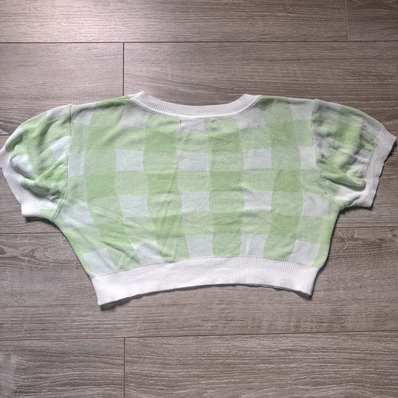 SHEIN Gingham Crop ShortSleeve Knit Top - Picture 5 of 10